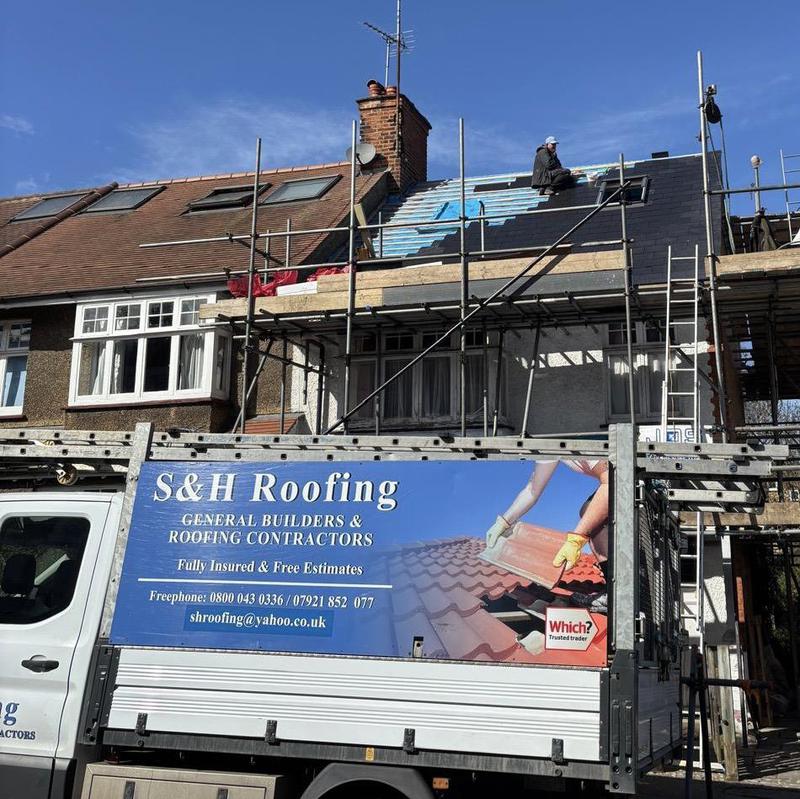 S H Roofing logo