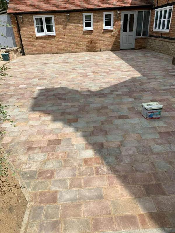 Radclive Paving, Buckingham (MK18 4JB) Approved Landscape Gardeners