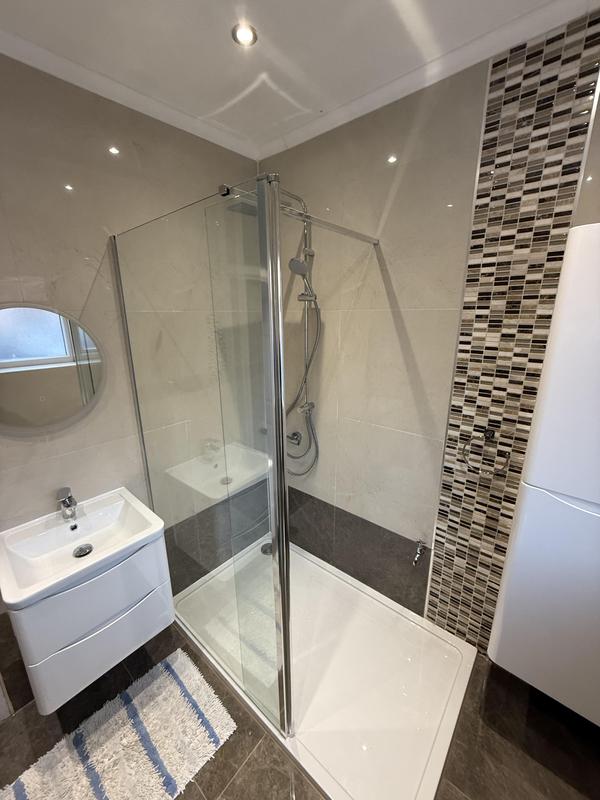 Everflow Maintenance Ltd logo