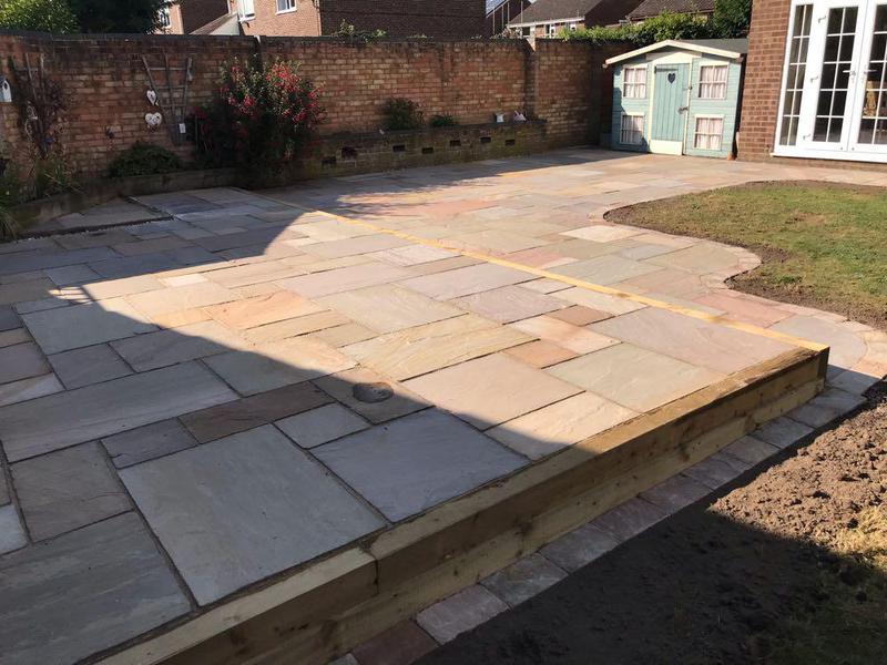Radclive Paving, Buckingham (MK18 4JB) Approved Landscape Gardeners
