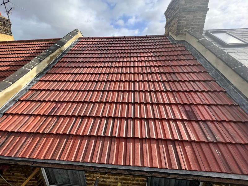 Swift Roofing Specialists Ltd, London (E4 8TX) Approved Fibreglass