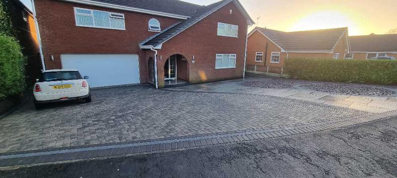 Nick Owen Landscapes logo