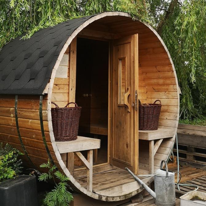 Garden Entertaining: What You Need To Know Before Building Your Shelter