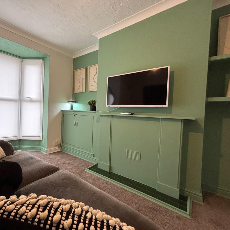 Brentwood Painters and Decorators logo