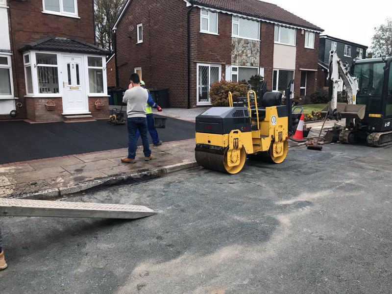 JW Paving & Landscaping Ltd logo