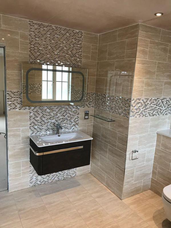 Dream Bathrooms logo