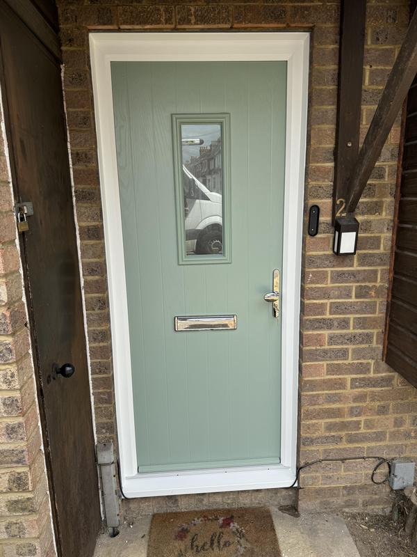 SR Glazing Kent Ltd logo