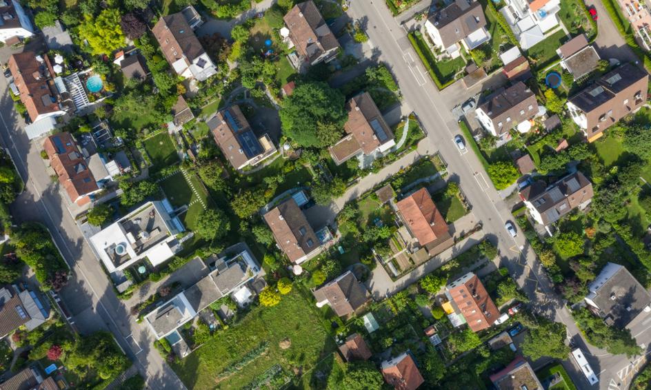 9 Warning Signs Your Roof Needs Attention