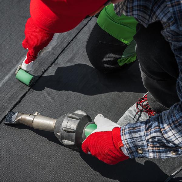 The Advantages and Disadvantages of Rubber Roofing