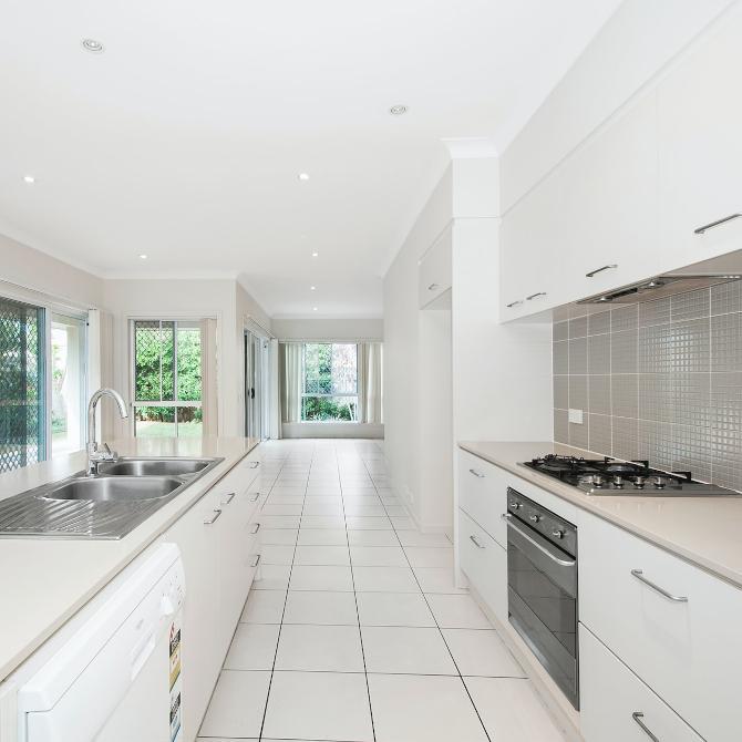 Focus on Flooring: Stone, Tile and Resin