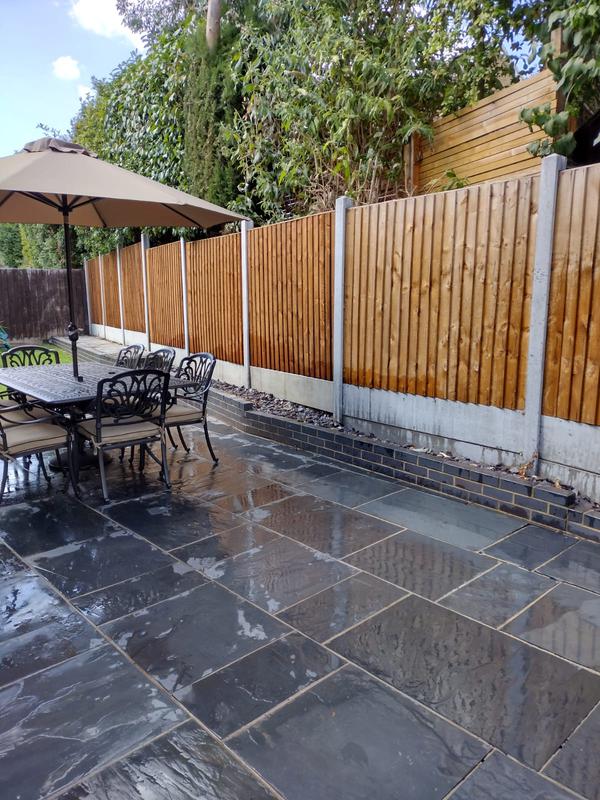 Grant Fencing and Landscaping, Basildon (SS13 3NH) Approved Fencing
