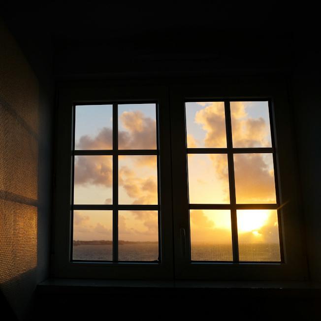 Warm, Secure and Energy-Efficient: Find Trusted "Double Glazing Near Me" Now